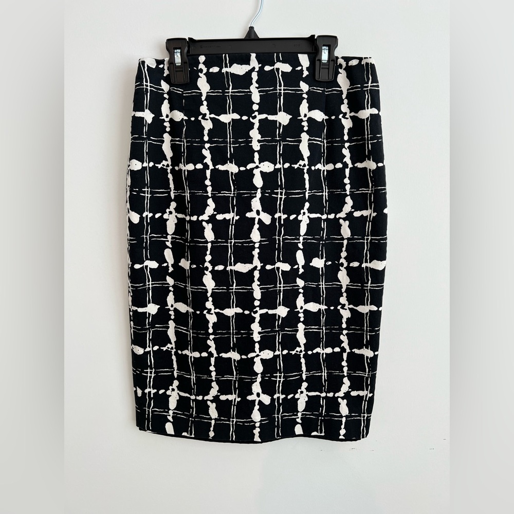 Express Black and White Pencil Skirt | Size 2